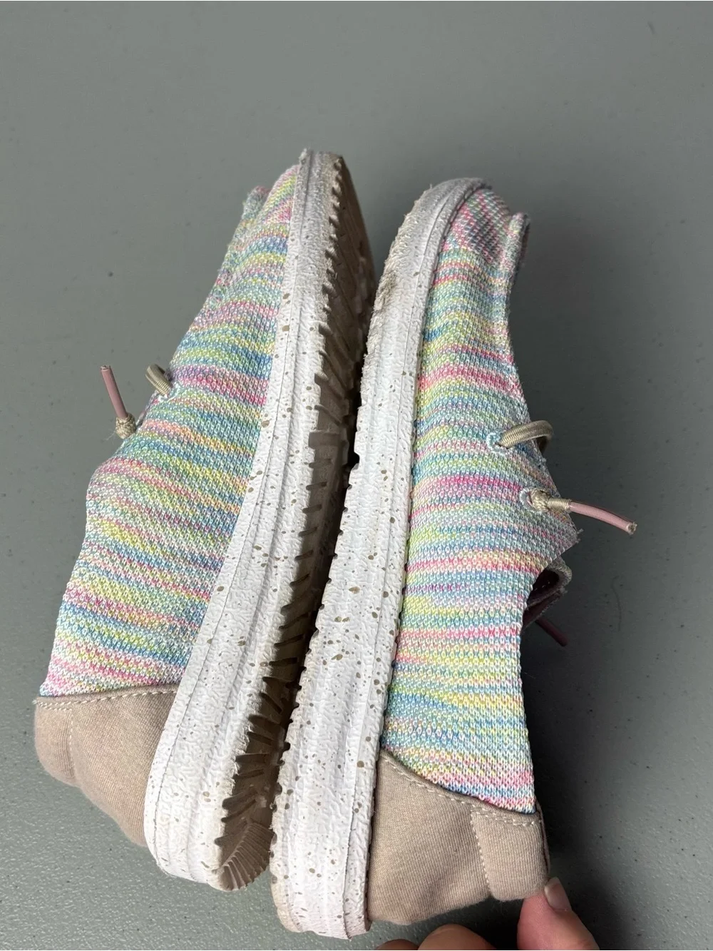 Hey Dude Girls Wendy Youth Stretch Aurora White Size 4 Multicolor Pastel Sneaker